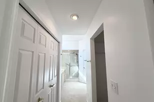 1924 Hidden Oak Ct SE, Kentwood, MI 49546 - Photo 10