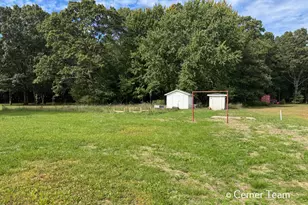 1926 Shettler Rd, Muskegon, MI 49444 - Photo 2