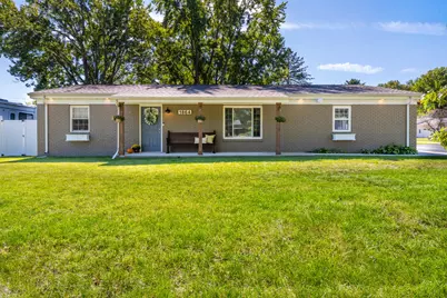 1864 N Sierra Way, Stevensville, MI 49127 - Photo 2