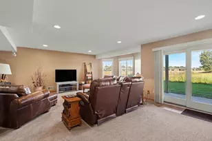 1619 E Harbour Towne Cir, Muskegon, MI 49441 - Photo 22
