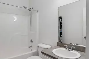 6751 Maplelawn Dr, Ypsilanti, MI 48197 - Photo 14