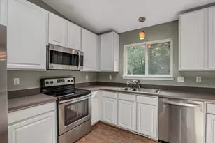 6751 Maplelawn Dr, Ypsilanti, MI 48197 - Photo 10