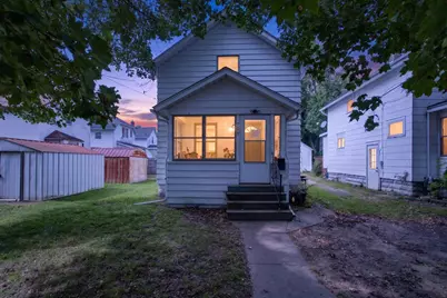704 Orange Street, Jackson, MI 49202 - Photo 1