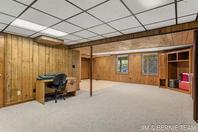 310 W 48th Street, Holland, MI 49423 - Photo 42