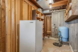 310 W 48th St, Holland, MI 49423 - Photo 50