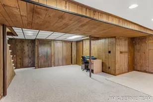 310 W 48th St, Holland, MI 49423 - Photo 44