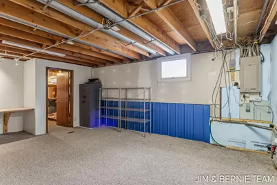 310 W 48th Street, Holland, MI 49423 - Photo 46
