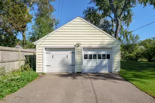 128 24th St N, Battle Creek, MI 49015 - Photo 4