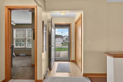 3522 Breezewood Drive SE, Kentwood, MI 49512 - Photo 8