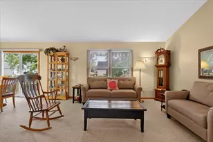 3522 Breezewood Dr SE, Kentwood, MI 49512 - Photo 12