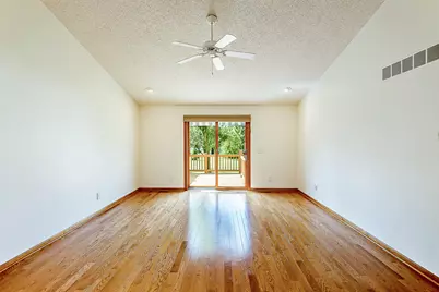 515 Sycamore Circle, Saline, MI 48176 - Photo 6