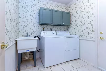 1978 Mayfair Drive, White Lake, MI 48383 - Photo 26