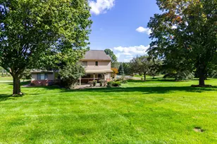 1978 Mayfair Dr, White Lake, MI 48383 - Photo 44