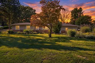 630 Gilbert St, Jackson, MI 49202 - Photo 1