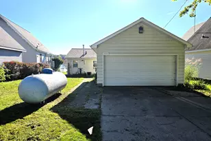 11825 Fair Lake Dr, Delton, MI 49046 - Photo 20