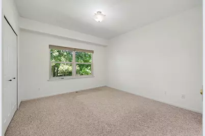 2603 Ravineside Lane S, Howell, MI 48843 - Photo 36
