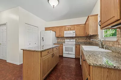 2603 Ravineside Lane S, Howell, MI 48843 - Photo 22