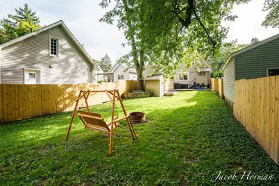 1313 N Jenison Avenue, Lansing, MI 48915 - Photo 12