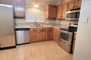 820 Carrier Creek Blvd NE, Grand Rapids, MI 49503 - Photo 6