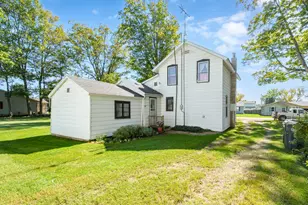 527 Osterhout St, Schoolcraft, MI 49087 - Photo 32