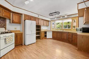 7650 E Lk Dr, Newaygo, MI 49337 - Photo 12