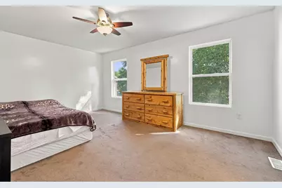1642 Salisbury SE, Lowell, MI 49331 - Photo 4