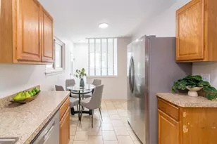 30734 Parkwood St, Westland, MI 48186 - Photo 10
