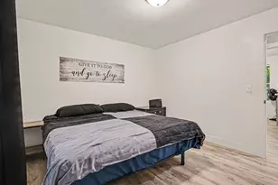 532 W River Rd, Muskegon, MI 49445 - Photo 16