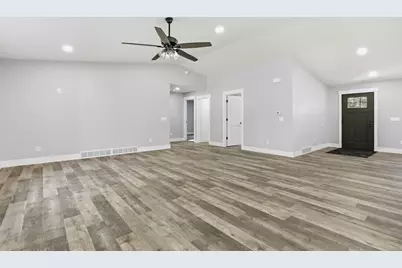 6742 Abbey Lane, Canadian Lakes, MI 49346 - Photo 10