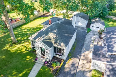 155 Holmdene Boulevard NE, Grand Rapids, MI 49503 - Photo 2