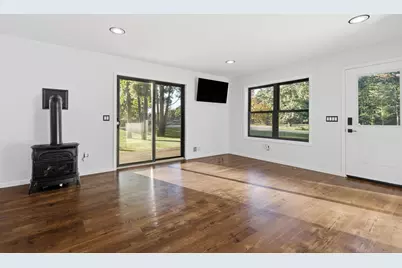 6854 Clubhouse Drive E, Canadian Lakes, MI 49346 - Photo 10