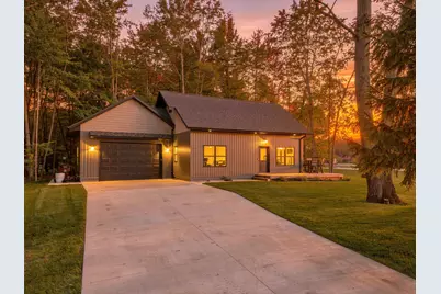 6854 Clubhouse Drive E, Canadian Lakes, MI 49346 - Photo 2