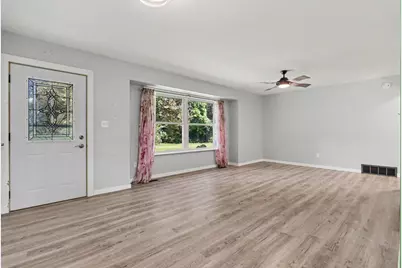 7514 E Drive N, Battle Creek, MI 49014 - Photo 2