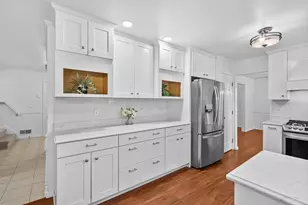 6573 Isabelle St, Portage, MI 49024 - Photo 12