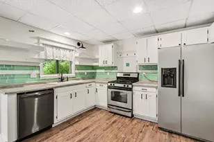 9653 Bellevue Rd, Battle Creek, MI 49014 - Photo 4