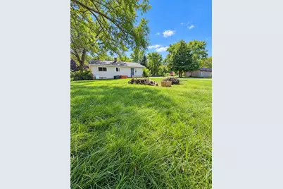 2260 Oak Park Drive, Muskegon, MI 49442 - Photo 2