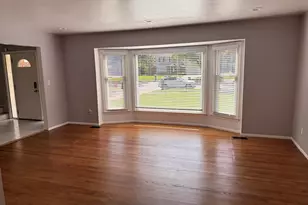 21850 Glenmorra St, Southfield, MI 48076 - Photo 4