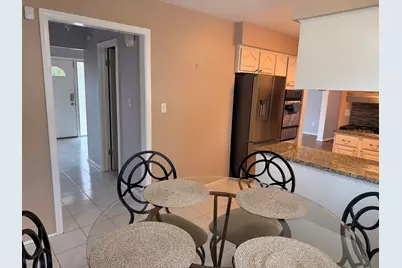 21850 Glenmorra Street, Southfield, MI 48076 - Photo 10