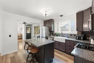 325 Grand Ave NE, Grand Rapids, MI 49503 - Photo 8