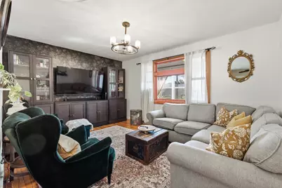 325 Grand Avenue NE, Grand Rapids, MI 49503 - Photo 2