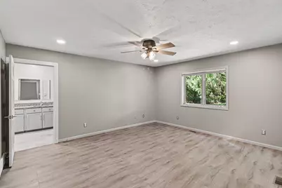8127 Robinbrook Street, Richland, MI 49083 - Photo 12