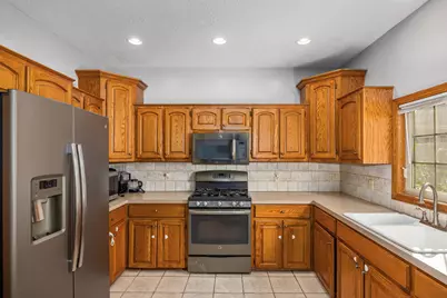 4445 Penny Lane SW, Wyoming, MI 49418 - Photo 8
