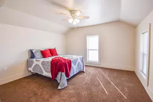 105 W Chicago St, Quincy, MI 49082 - Photo 18