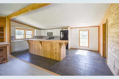 1040 Main Drive, Montgomery, MI 49255 - Photo 4