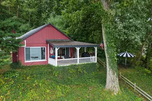 59924 Oakwood Beach Dr, Three Rivers, MI 49093 - Photo 4