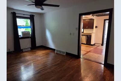 330 Robertson Avenue, Battle Creek, MI 49015 - Photo 2