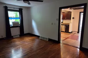 330 Robertson Ave, Battle Creek, MI 49015 - Photo 2