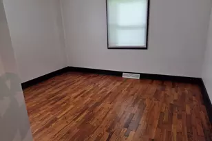 330 Robertson Ave, Battle Creek, MI 49015 - Photo 6