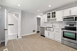 1037 Royal Ave, Royal Oak, MI 48073 - Photo 8