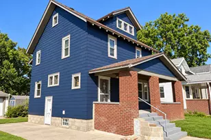 215 Brown St SE, Grand Rapids, MI 49507 - Photo 2